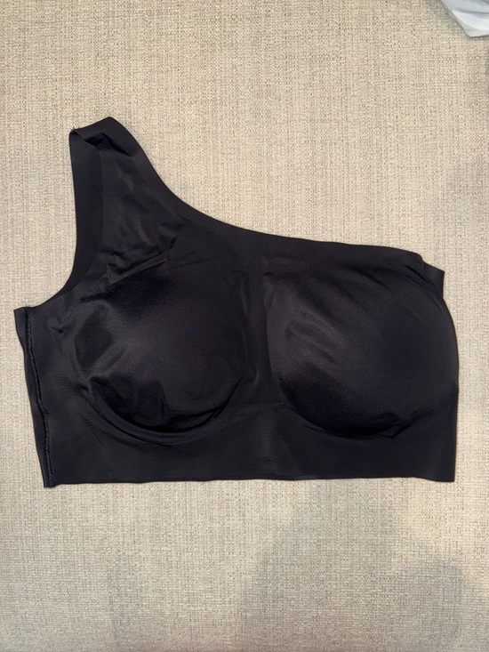 True & Co. Other - True & Co True Body One-Shoulder Bra